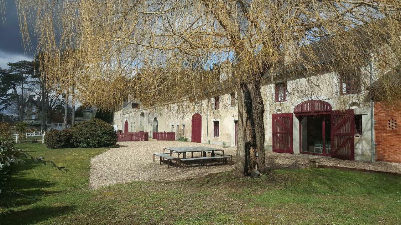 Gite Familial Chateau La Roche Racan Saint-Paterne-Racan Екстер'єр фото
